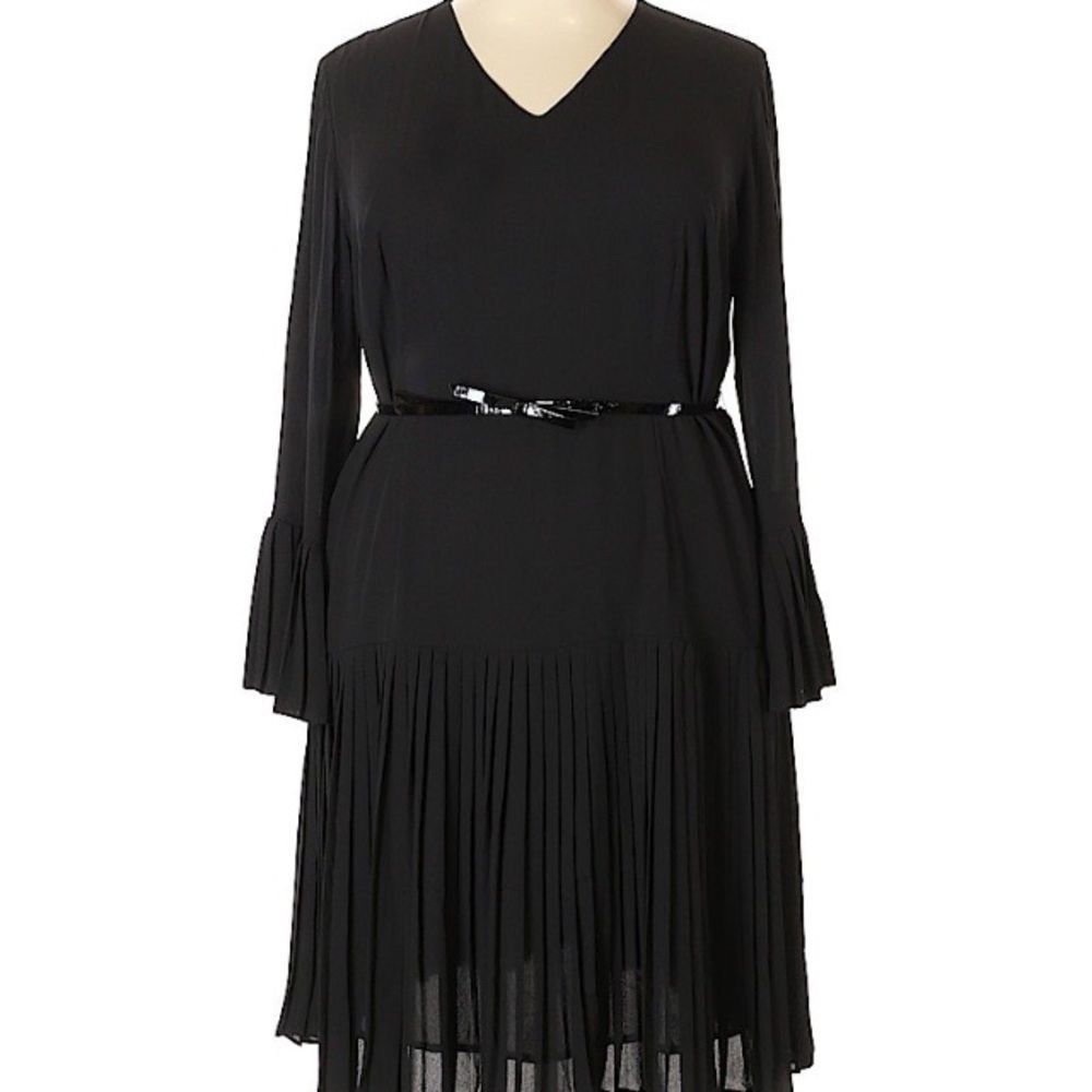 Pleated dark black work dress